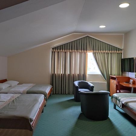 Hotel Bacchus Livno Ngoại thất bức ảnh