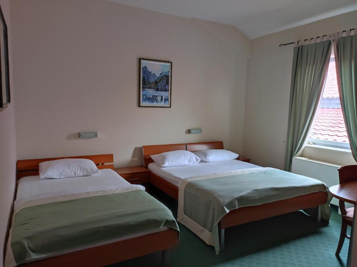 Hotel Bacchus Livno Ngoại thất bức ảnh