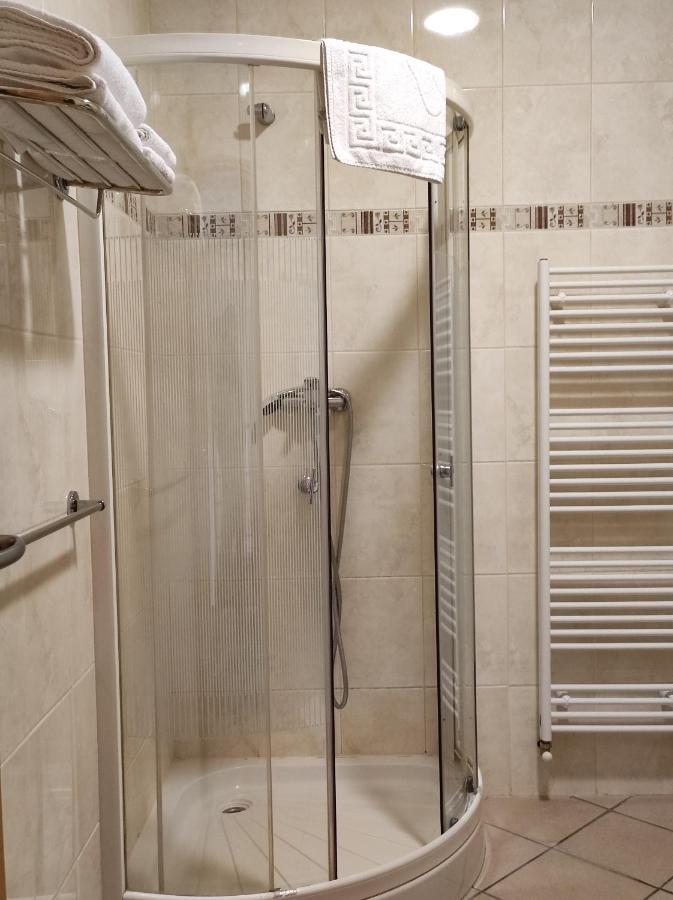 Hotel Bacchus Livno Ngoại thất bức ảnh
